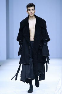 2018中國國際大學(xué)生時(shí)裝周 蘇大藝術(shù)學(xué)院獲7項(xiàng)大獎(jiǎng)