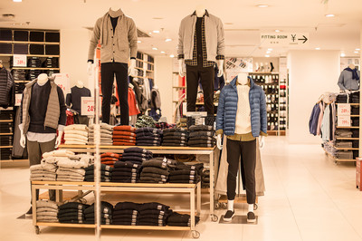 商場(chǎng)服裝男裝疊放展示圖片素材_免費(fèi)下載_jpg圖片格式_VRF高清圖片 .